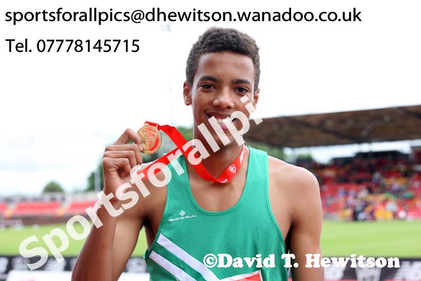Senior boys high jkump, English Schools Track and Field. Photo: David T. Hewitson/Sports for All Pics